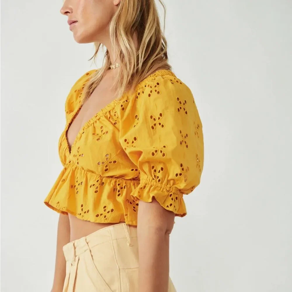 Women’s FREE PEOPLE
GARDENIA TOP Medium Color Golden Girl - Picture 12 of 15